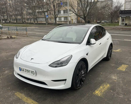 Білий Тесла Model Y, об'ємом двигуна 0 л та пробігом 83 тис. км за 26400 $, фото 1 на Automoto.ua