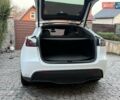 Белый Тесла Model Y, объемом двигателя 0 л и пробегом 16 тыс. км за 27500 $, фото 14 на Automoto.ua
