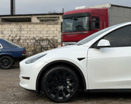 Белый Тесла Model Y, объемом двигателя 0 л и пробегом 16 тыс. км за 26500 $, фото 3 на Automoto.ua
