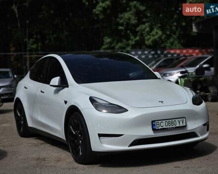 Білий Тесла Model Y, об'ємом двигуна 0 л та пробігом 43 тис. км за 26500 $, фото 25 на Automoto.ua