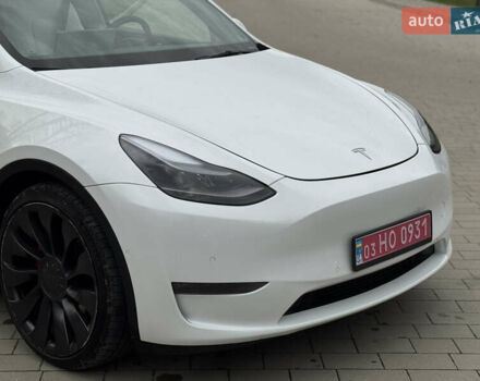 Білий Тесла Model Y, об'ємом двигуна 0 л та пробігом 115 тис. км за 25800 $, фото 8 на Automoto.ua