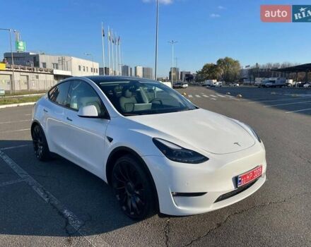 Белый Тесла Model Y, объемом двигателя 0 л и пробегом 39 тыс. км за 32500 $, фото 7 на Automoto.ua