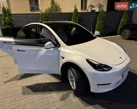 Тесла Model Y 2022 у Черкасах на Automoto.ua Білий Тесла Model Y, об'ємом двигуна 0 л та пробігом 37 тис. км за 26500 $, фото 1 на Automoto.ua