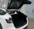 Белый Тесла Model Y, объемом двигателя 0 л и пробегом 4 тыс. км за 33000 $, фото 2 на Automoto.ua