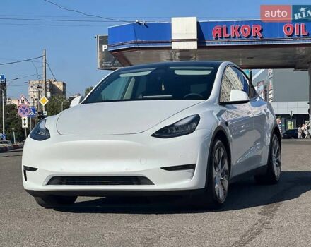 Белый Тесла Model Y, объемом двигателя 0 л и пробегом 31 тыс. км за 24999 $, фото 6 на Automoto.ua