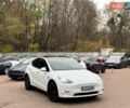 Білий Тесла Model Y, об'ємом двигуна 0 л та пробігом 60 тис. км за 28500 $, фото 1 на Automoto.ua