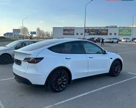 Белый Тесла Model Y, объемом двигателя 0 л и пробегом 35 тыс. км за 27500 $, фото 4 на Automoto.ua