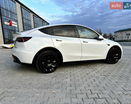 Белый Тесла Model Y, объемом двигателя 0 л и пробегом 40 тыс. км за 28000 $, фото 8 на Automoto.ua