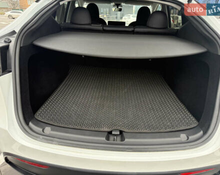 Белый Тесла Model Y, объемом двигателя 0 л и пробегом 53 тыс. км за 28800 $, фото 18 на Automoto.ua