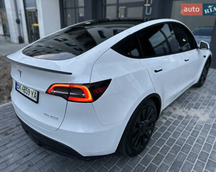 Белый Тесла Model Y, объемом двигателя 0 л и пробегом 25 тыс. км за 28900 $, фото 7 на Automoto.ua