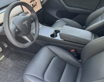 Белый Тесла Model Y, объемом двигателя 0 л и пробегом 24 тыс. км за 32500 $, фото 24 на Automoto.ua