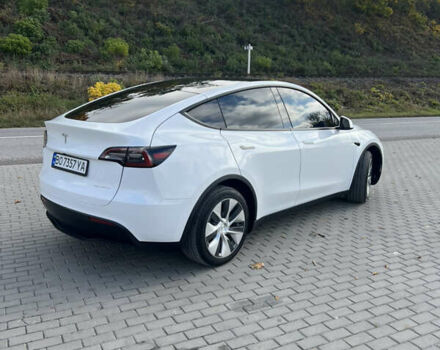 Тесла Model Y 2023 в Тернополе на Automoto.ua Белый Тесла Model Y, объемом двигателя 0 л и пробегом 16 тыс. км за 28500 $, фото 4 на Automoto.ua