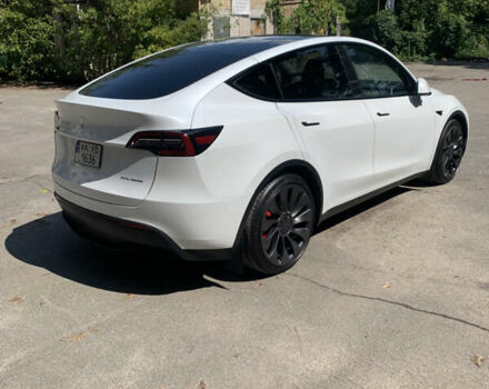 Белый Тесла Model Y, объемом двигателя 0 л и пробегом 64 тыс. км за 28500 $, фото 2 на Automoto.ua