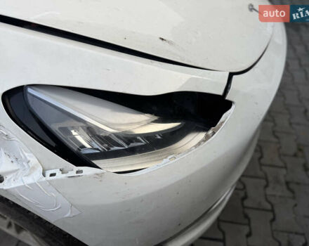 Білий Тесла Model Y, об'ємом двигуна 0 л та пробігом 156 тис. км за 17500 $, фото 3 на Automoto.ua