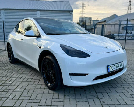 Тесла Model Y 2023 в Львове на Automoto.ua Белый Тесла Model Y, объемом двигателя 0 л и пробегом 48 тыс. км за 28900 $, фото 2 на Automoto.ua