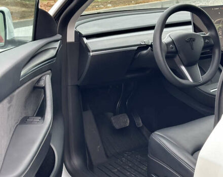 Білий Тесла Model Y, об'ємом двигуна 0 л та пробігом 76 тис. км за 29000 $, фото 11 на Automoto.ua