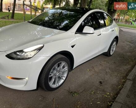 Белый Тесла Model Y, объемом двигателя 0 л и пробегом 33 тыс. км за 29800 $, фото 7 на Automoto.ua