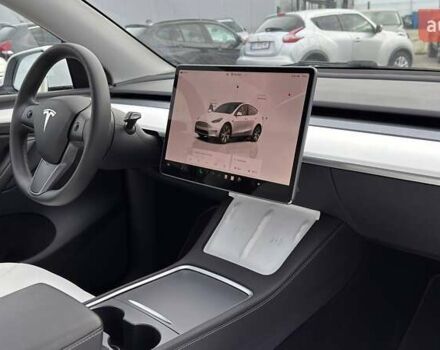 Белый Тесла Model Y, объемом двигателя 0 л и пробегом 34 тыс. км за 27500 $, фото 19 на Automoto.ua