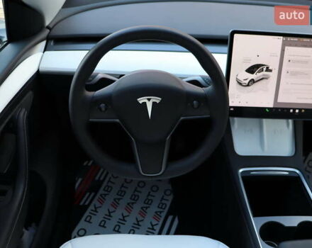 Белый Тесла Model Y, объемом двигателя 0 л и пробегом 34 тыс. км за 27400 $, фото 30 на Automoto.ua