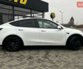 Белый Тесла Model Y, объемом двигателя 0 л и пробегом 33 тыс. км за 30100 $, фото 7 на Automoto.ua