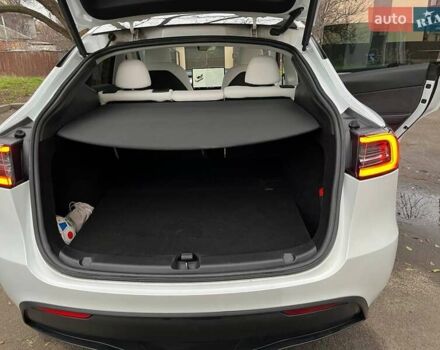 Белый Тесла Model Y, объемом двигателя 0 л и пробегом 39 тыс. км за 29500 $, фото 15 на Automoto.ua