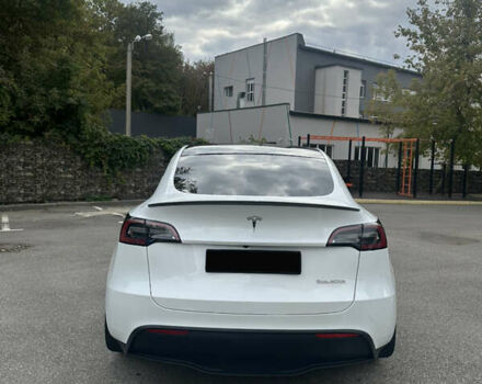 Белый Тесла Model Y, объемом двигателя 0 л и пробегом 31 тыс. км за 36500 $, фото 5 на Automoto.ua