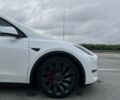 Белый Тесла Model Y, объемом двигателя 0 л и пробегом 24 тыс. км за 32800 $, фото 1 на Automoto.ua