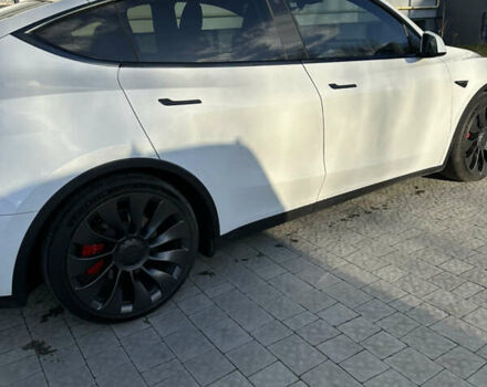 Белый Тесла Model Y, объемом двигателя 0 л и пробегом 73 тыс. км за 23999 $, фото 12 на Automoto.ua
