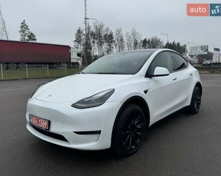 Белый Тесла Model Y, объемом двигателя 0 л и пробегом 59 тыс. км за 31490 $, фото 10 на Automoto.ua