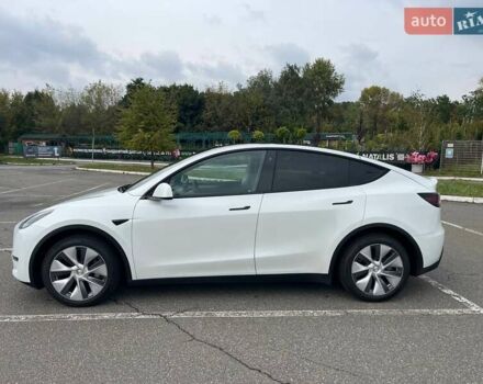 Белый Тесла Model Y, объемом двигателя 0 л и пробегом 42 тыс. км за 36500 $, фото 3 на Automoto.ua