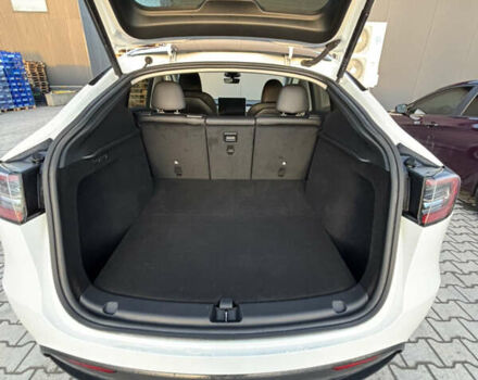 Белый Тесла Model Y, объемом двигателя 0 л и пробегом 45 тыс. км за 26999 $, фото 14 на Automoto.ua