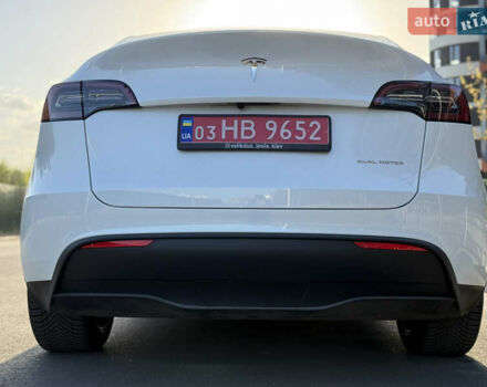 Білий Тесла Model Y, об'ємом двигуна 0 л та пробігом 55 тис. км за 33014 $, фото 11 на Automoto.ua