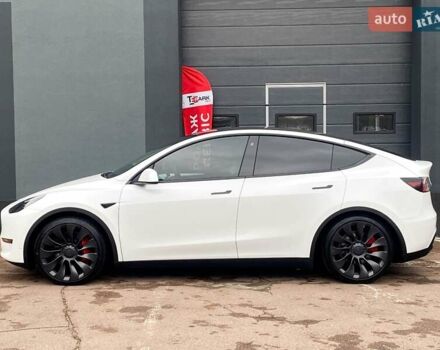 Белый Тесла Model Y, объемом двигателя 0 л и пробегом 49 тыс. км за 34999 $, фото 5 на Automoto.ua