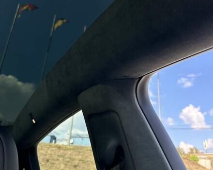 Білий Тесла Model Y, об'ємом двигуна 0 л та пробігом 75 тис. км за 33500 $, фото 25 на Automoto.ua