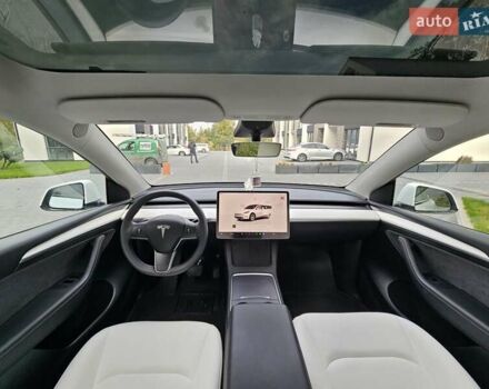 Тесла Model Y 2023 в Тернополе на Automoto.ua Белый Тесла Model Y, объемом двигателя 0 л и пробегом 36 тыс. км за 28000 $, фото 9 на Automoto.ua