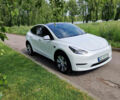 Тесла Model Y 2023 в Ровно на Automoto.ua Белый Тесла Model Y, объемом двигателя 0 л и пробегом 3 тыс. км за 32000 $, фото 3 на Automoto.ua