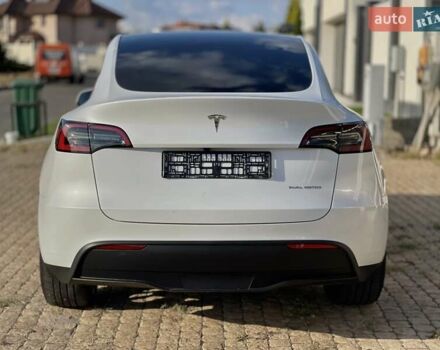 Белый Тесла Model Y, объемом двигателя 0 л и пробегом 26 тыс. км за 28700 $, фото 8 на Automoto.ua