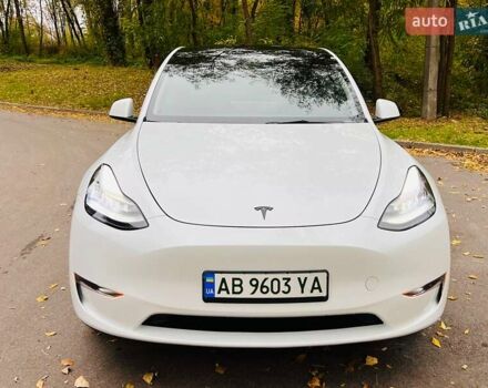 Белый Тесла Model Y, объемом двигателя 0 л и пробегом 34 тыс. км за 31400 $, фото 1 на Automoto.ua