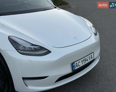 Белый Тесла Model Y, объемом двигателя 0 л и пробегом 18 тыс. км за 29600 $, фото 20 на Automoto.ua