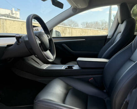 Белый Тесла Model Y, объемом двигателя 0 л и пробегом 32 тыс. км за 28200 $, фото 4 на Automoto.ua