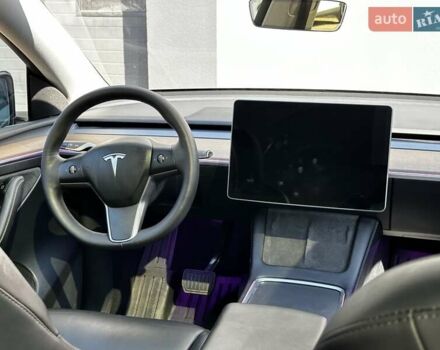 Білий Тесла Model Y, об'ємом двигуна 0 л та пробігом 42 тис. км за 31500 $, фото 16 на Automoto.ua