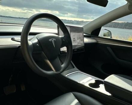 Тесла Model Y 2023 в Тернополе на Automoto.ua Белый Тесла Model Y, объемом двигателя 0 л и пробегом 44 тыс. км за 28700 $, фото 9 на Automoto.ua