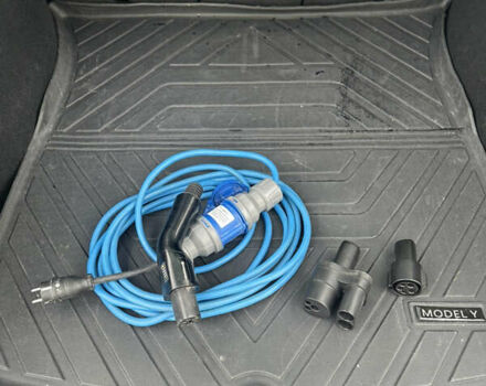 Белый Тесла Model Y, объемом двигателя 0 л и пробегом 31 тыс. км за 36500 $, фото 21 на Automoto.ua