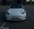 Белый Тесла Model Y, объемом двигателя 0 л и пробегом 50 тыс. км за 27000 $, фото 1 на Automoto.ua