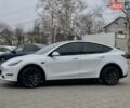 Білий Тесла Model Y, об'ємом двигуна 0 л та пробігом 27 тис. км за 28500 $, фото 4 на Automoto.ua