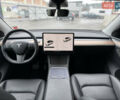 Білий Тесла Model Y, об'ємом двигуна 0 л та пробігом 37 тис. км за 25500 $, фото 21 на Automoto.ua