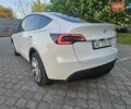 Білий Тесла Model Y, об'ємом двигуна 0 л та пробігом 26 тис. км за 28000 $, фото 6 на Automoto.ua