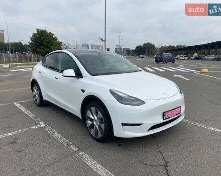 Белый Тесла Model Y, объемом двигателя 0 л и пробегом 42 тыс. км за 36500 $, фото 5 на Automoto.ua