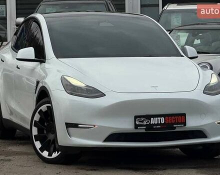 Белый Тесла Model Y, объемом двигателя 0 л и пробегом 53 тыс. км за 28800 $, фото 5 на Automoto.ua