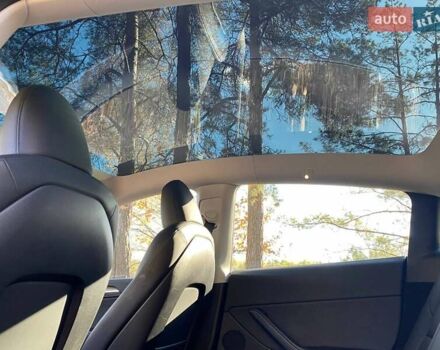 Белый Тесла Model Y, объемом двигателя 0 л и пробегом 33 тыс. км за 29800 $, фото 37 на Automoto.ua